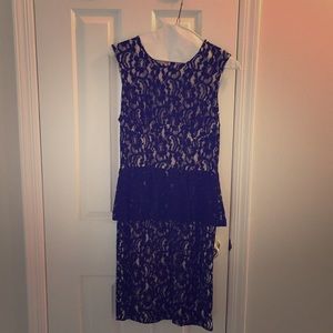 Bebe lace dress, embellished lace around waste